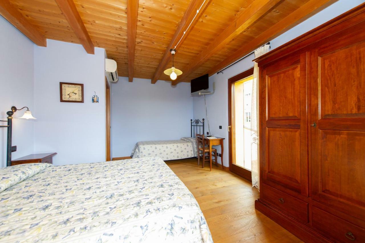 Agriturismo Lis Rosis Медеа Экстерьер фото